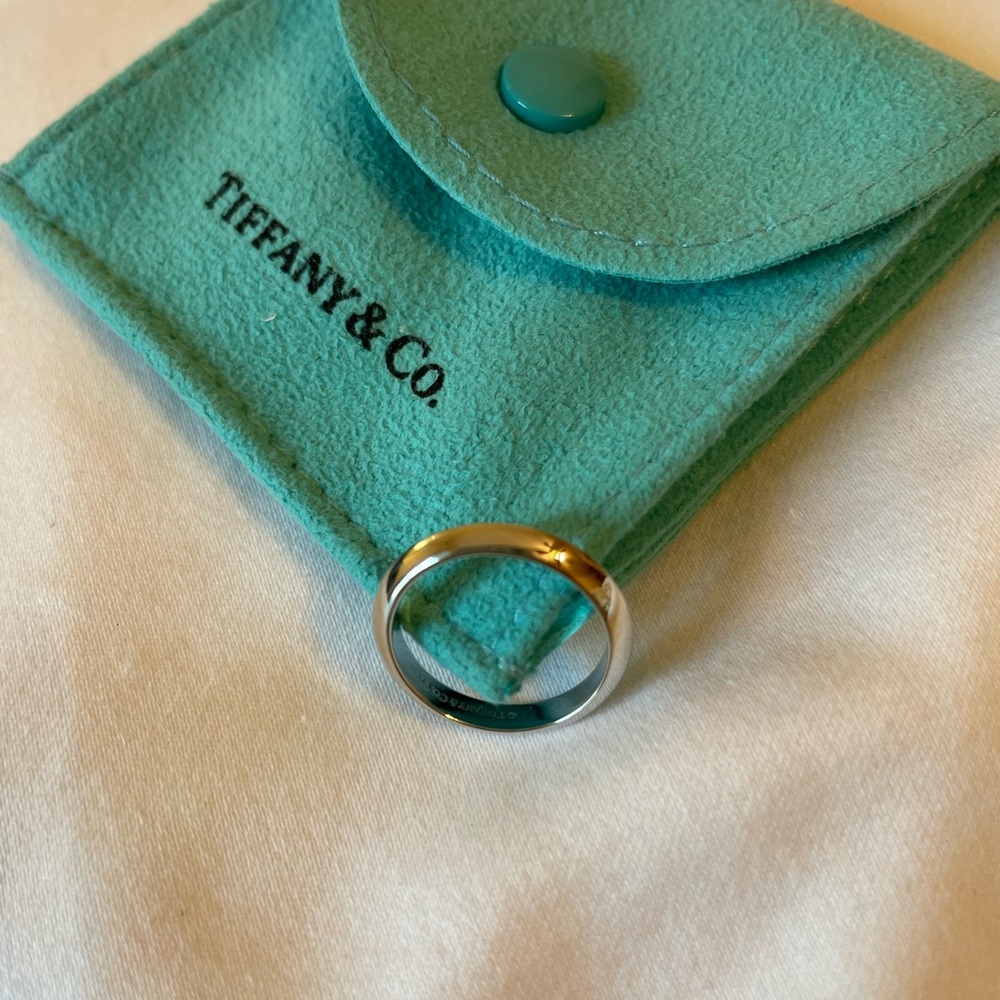 Tiffany&Co. Platinum Tiffany Wedding Band